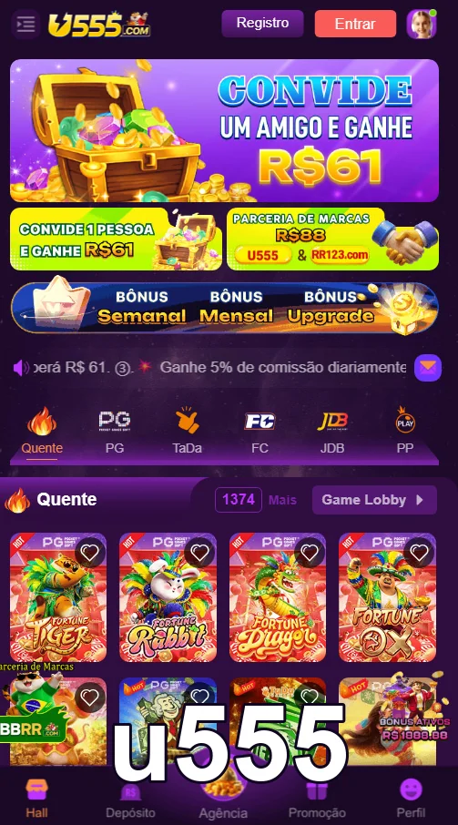 Gerente pessoal auxiliando jogador em cassino online